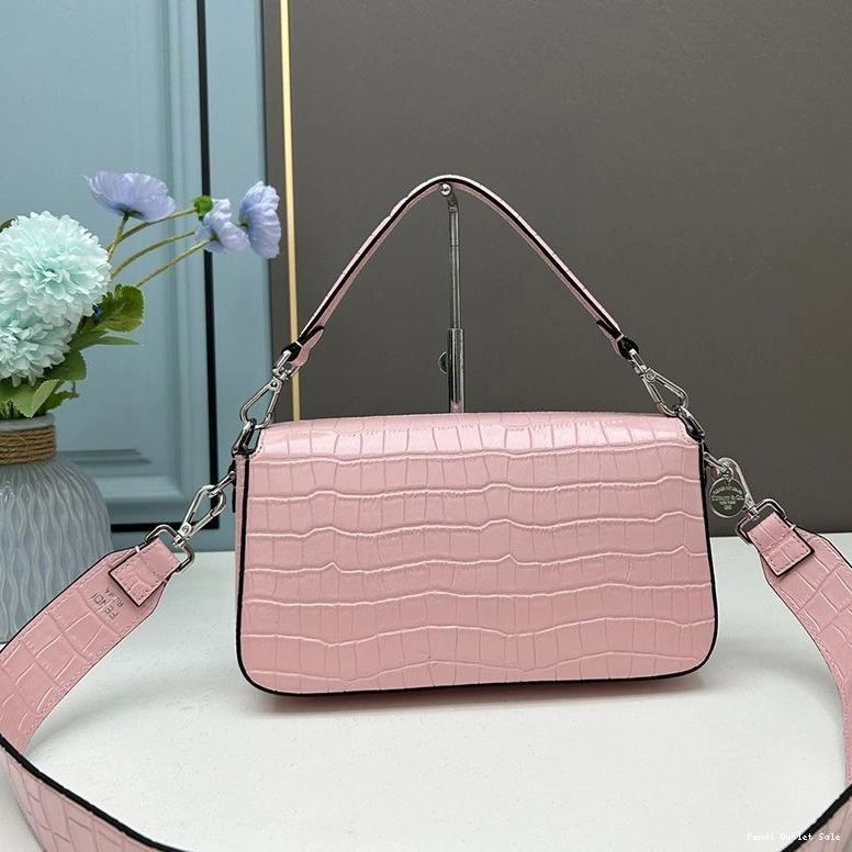 Affordable Crocodile In Pink Baguette Fendi Leather Bag Re-Edition Medium 0713